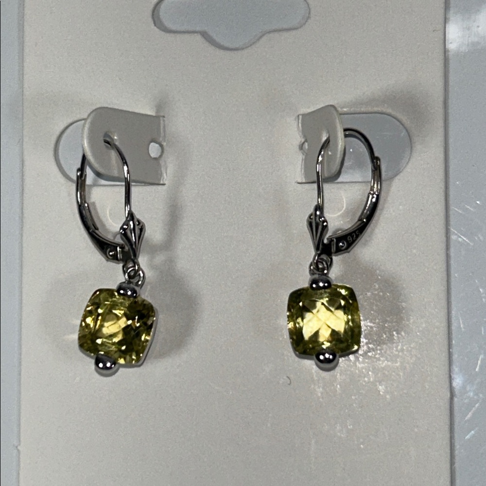 NWOT NYC 11 Sterling Silver Genuine Peridot Gemstone Dangle Earrings